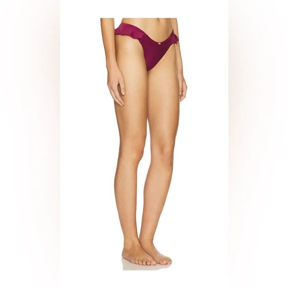 NWT TULAROSA Dova Bottom
